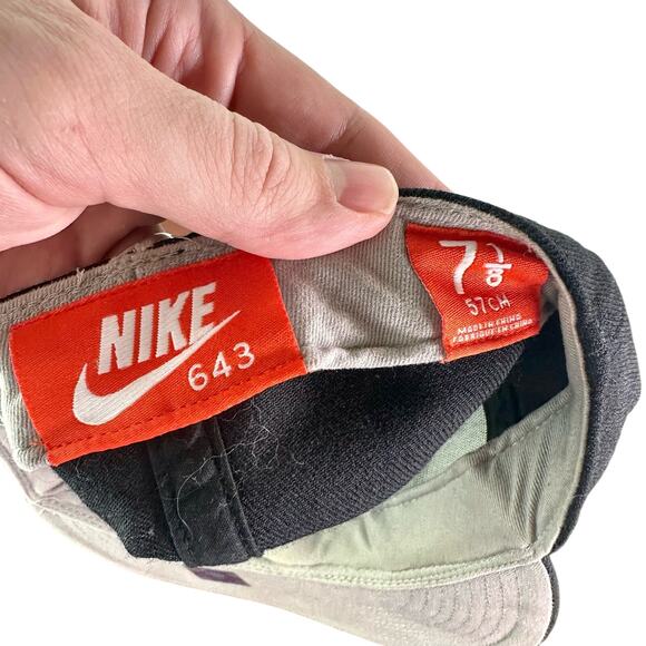 Nike 643 University Of Iowa Hawkeyes Adult 7 1/8 Black 100% Wool Baseball Cap - Picture 6 of 7